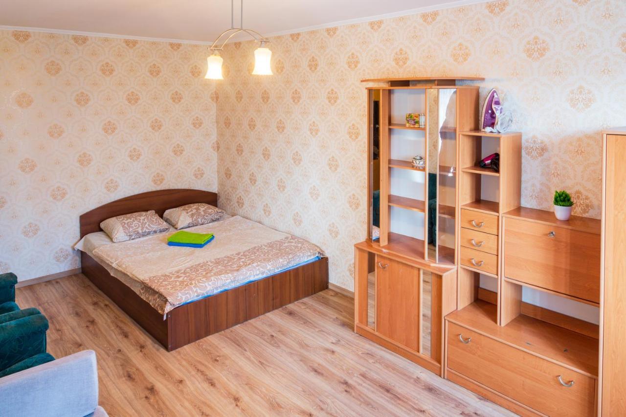 Квартира По Улице Федорова 1 Kiev Buitenkant foto