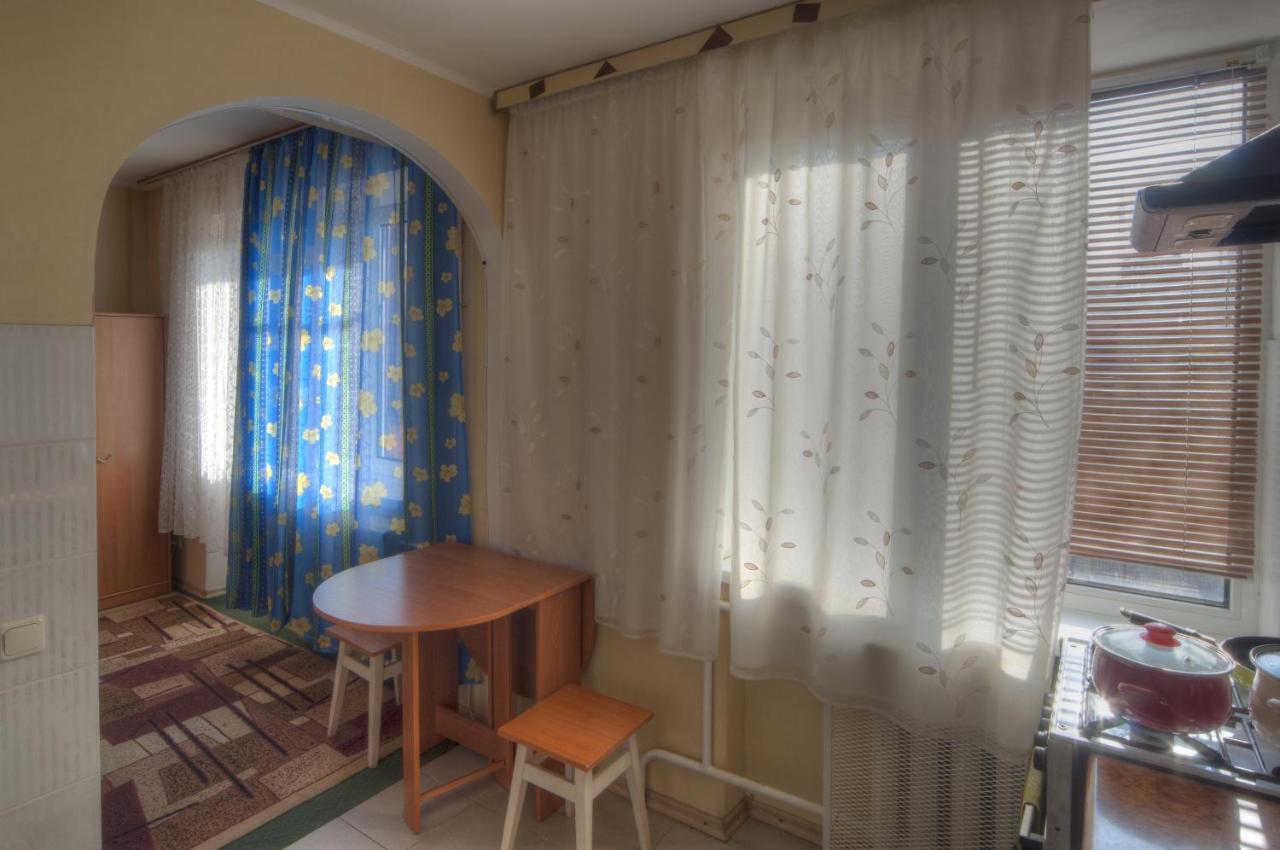 Квартира По Улице Федорова 1 Kiev Buitenkant foto